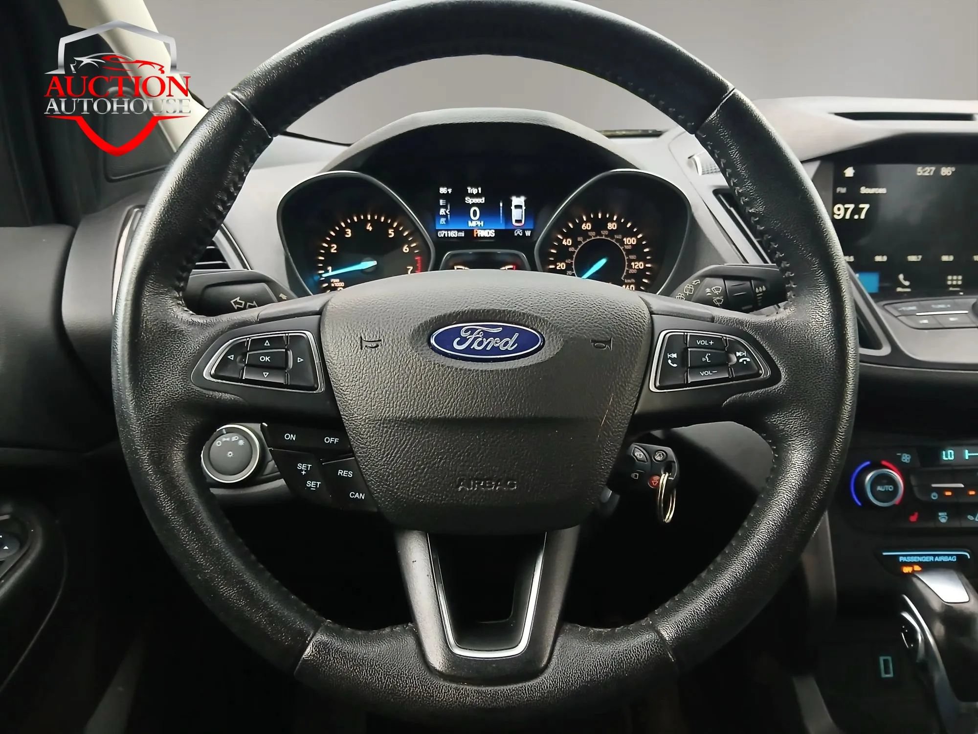 Used 2018 Ford Escape SEL FWD image 10