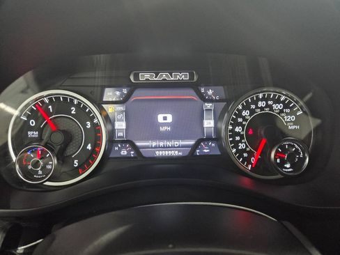 Used 2023 RAM 2500 Laramie AWD/4WD image 12