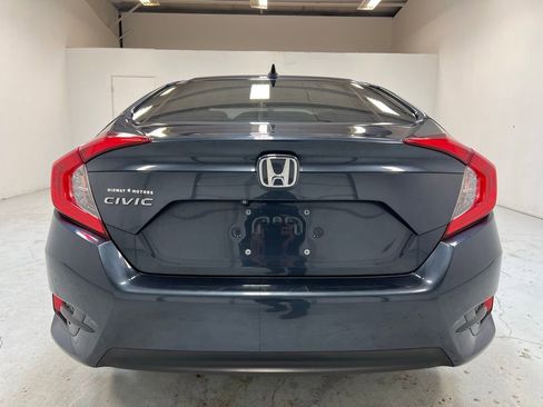 Used 2017 Honda Civic EX image 9