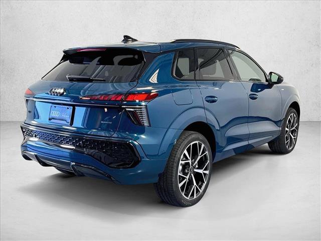 New 2026 Audi Q3 quattro 2.0T AWD/4WD image 5