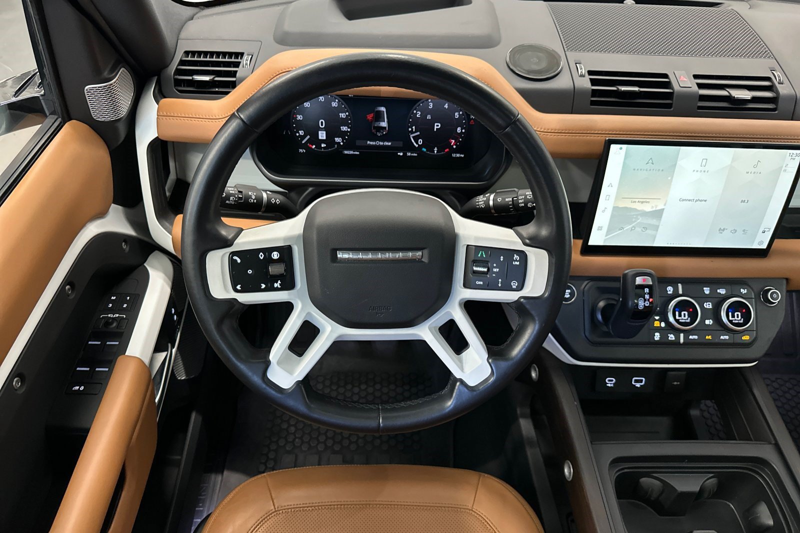 Used 2024 Land Rover Defender 130 S AWD/4WD image 31