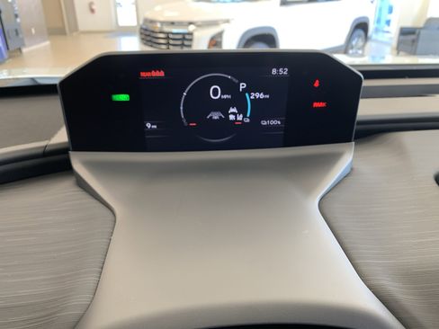 New 2026 Toyota C-HR w/ Cold Weather Package image 10