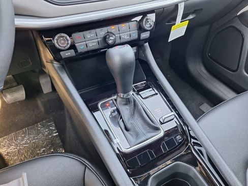 New 2026 Jeep Compass Limited image 18