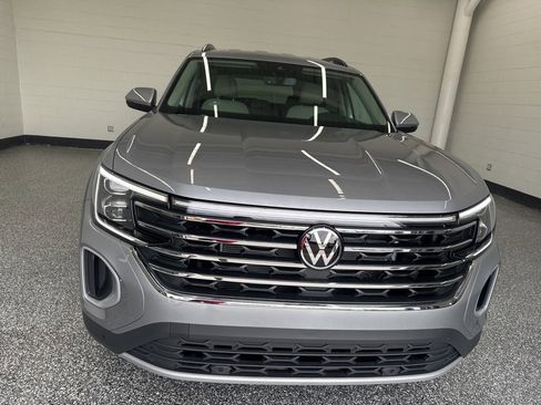 New 2026 Volkswagen Atlas SE image 6