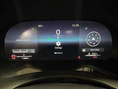 Used 2025 Toyota Highlander XSE image 23