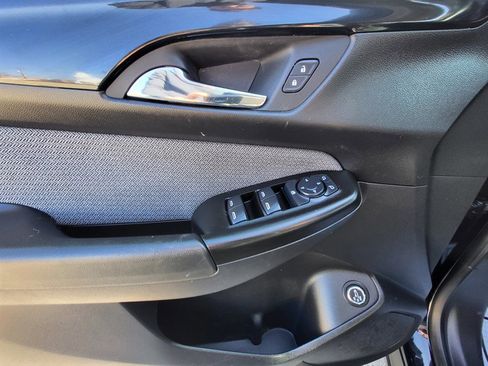 Used 2024 Chevrolet TrailBlazer LT w/ Convenience Package image 15