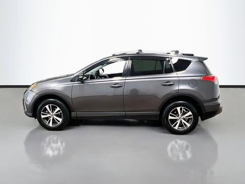 Used 2016 Toyota RAV4 XLE FWD image 4