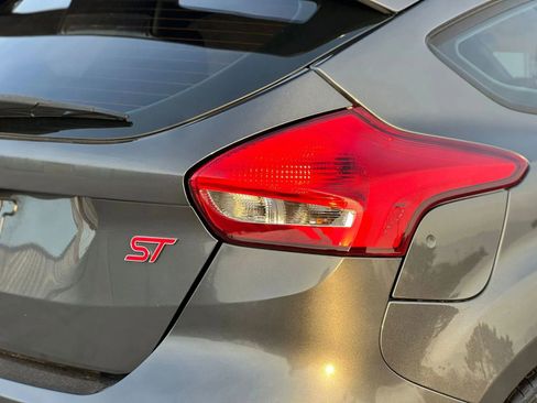 Used 2018 Ford Focus ST image 14