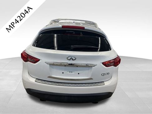 Used 2014 INFINITI QX70 AWD w/ Premium Package image 37