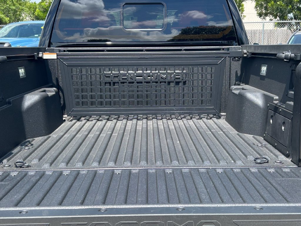 Certified 2025 Toyota Tacoma TRD Pro AWD/4WD image 14
