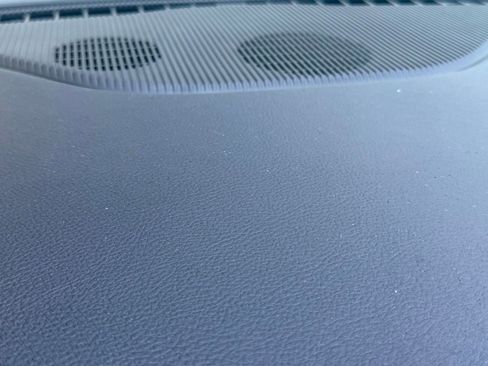 Certified 2025 Jeep Grand Cherokee Laredo X image 12