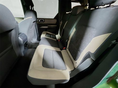 Used 2022 Ford Bronco Wildtrak image 21