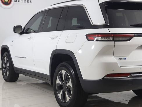 Used 2022 Jeep Grand Cherokee Limited 4xe AWD/4WD image 28
