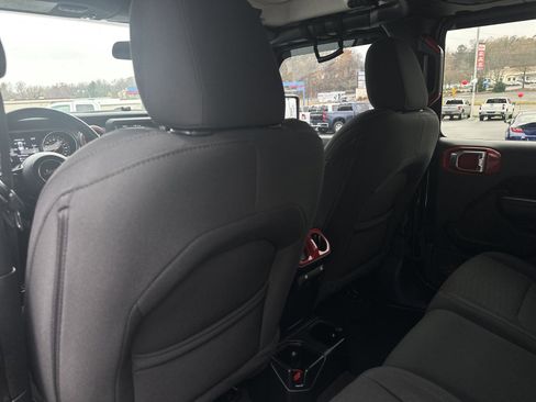 Used 2020 Jeep Gladiator Sport w/ Quick Order Package 24S image 24