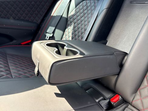 Used 2021 Genesis G70 3.3T w/ Sport Package image 37