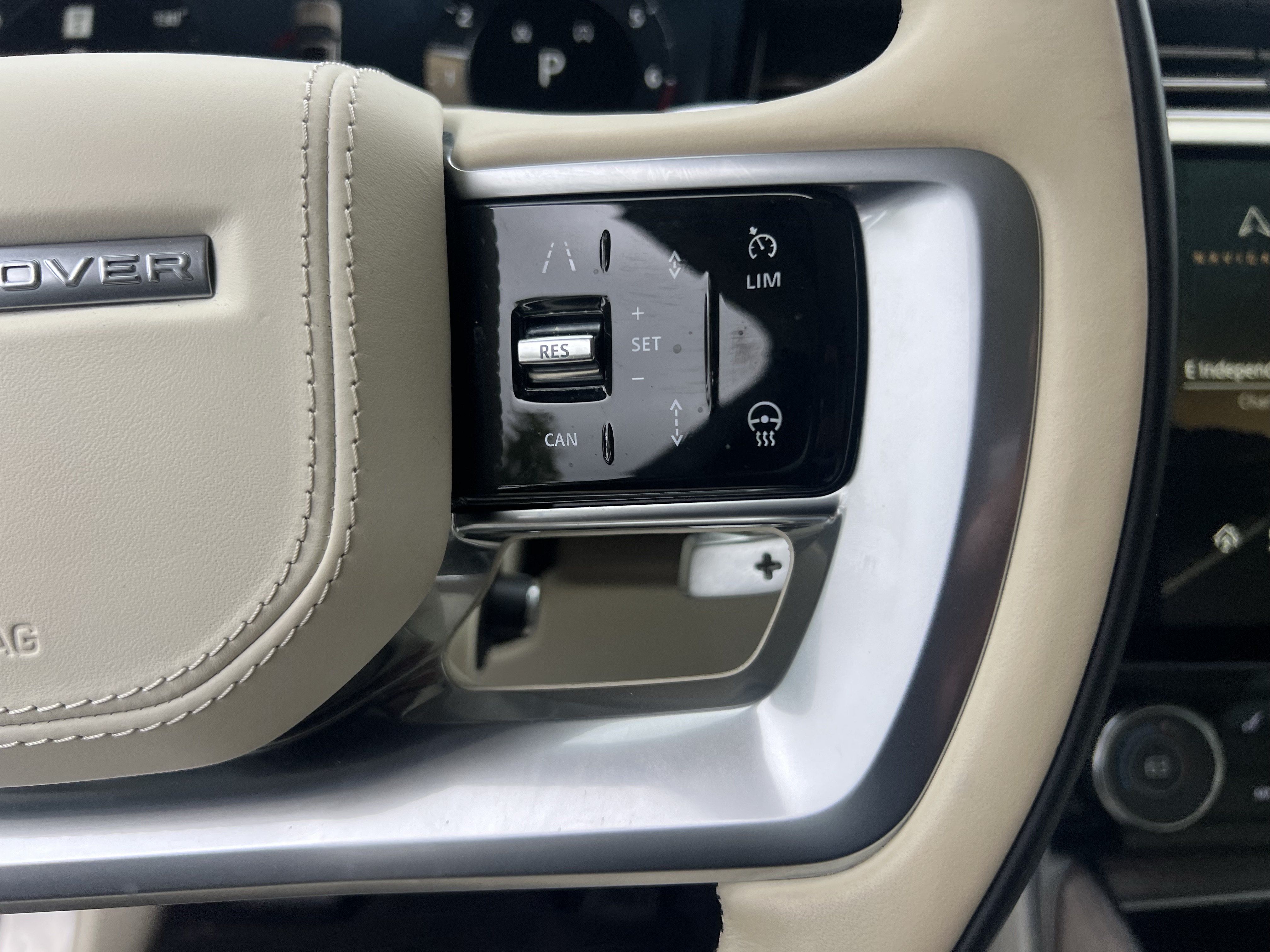 Certified 2023 Land Rover Range Rover First Edition AWD/4WD image 20