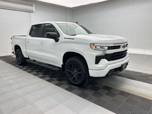 Certified 2026 Chevrolet Silverado 1500 RST w/ LPO, Dark Essentials Package AWD/4WD image 7