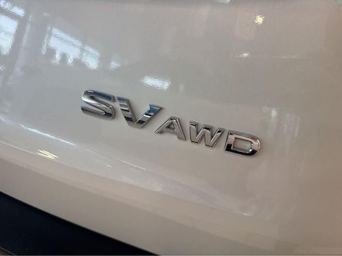 Used 2021 Nissan Rogue SV AWD/4WD image 13