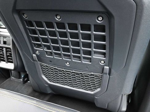 New 2025 Ford Bronco Badlands image 17