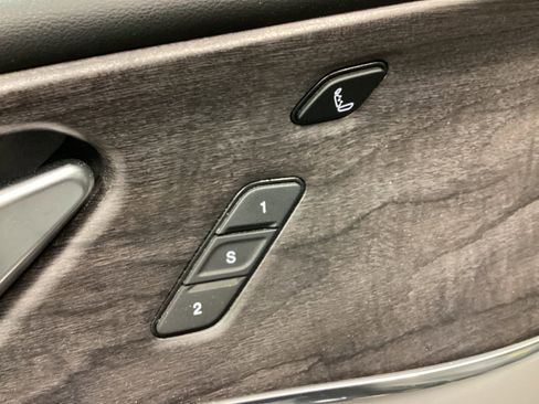 Used 2023 Jeep Grand Cherokee Overland w/ Adv Protech Group III image 14