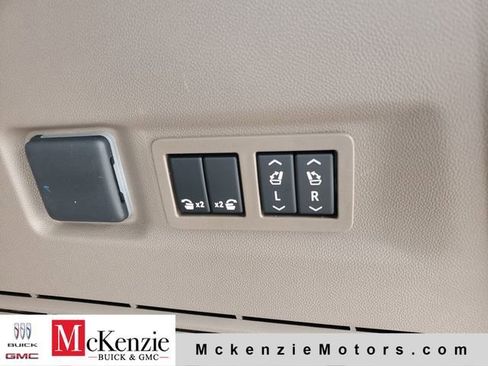 New 2026 GMC Yukon XL Denali w/ Sun & Power Step Package AWD/4WD image 32