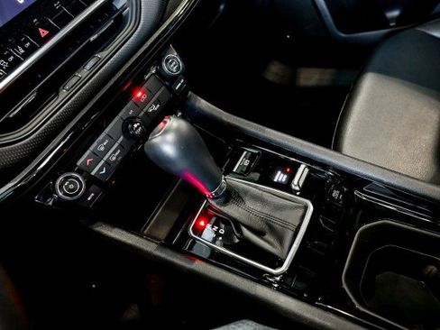 Used 2022 Jeep Compass Latitude w/ Sun and Sound Group image 32