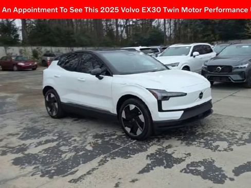 Certified 2025 Volvo EX30 Ultra image 2