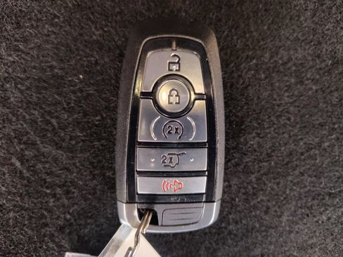 Used 2024 Ford Explorer XLT w/ Equipment Group 202A image 32