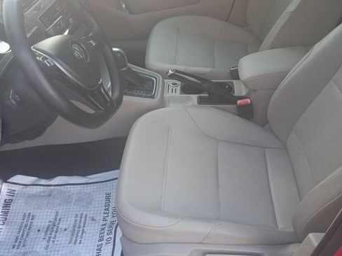 Used 2015 Volkswagen Golf TDI S FWD image 20