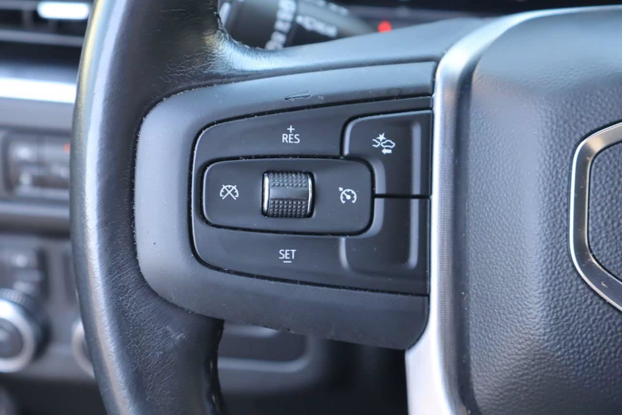 Used 2023 GMC Yukon SLT AWD/4WD image 13