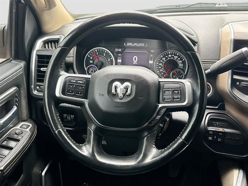 Used 2022 RAM 2500 Laramie AWD/4WD image 11