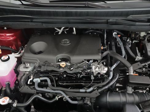 Used 2026 Toyota Sienna LE FWD image 27