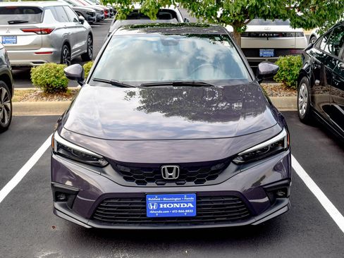 Used 2024 Honda Civic Sport Touring image 3