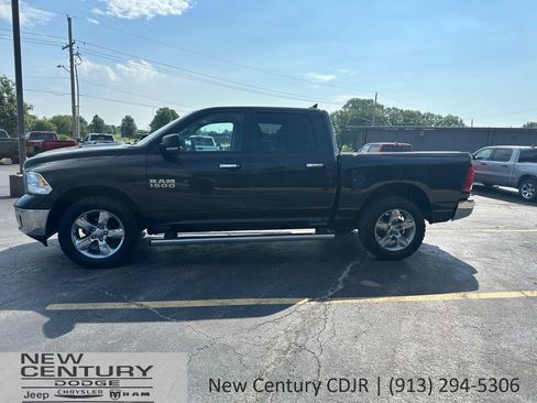 Used 2017 RAM 1500 Big Horn AWD/4WD image 5