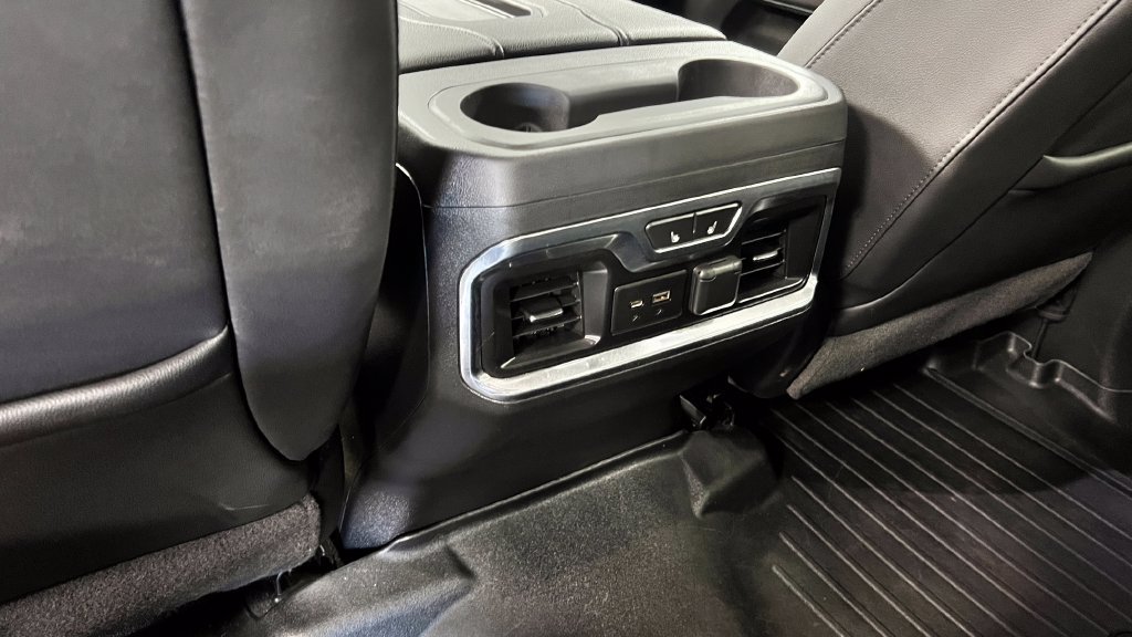 Used 2020 Chevrolet Silverado 2500 LTZ w/ LTZ Plus Package AWD/4WD image 18
