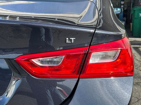 Used 2023 Chevrolet Malibu LT image 25