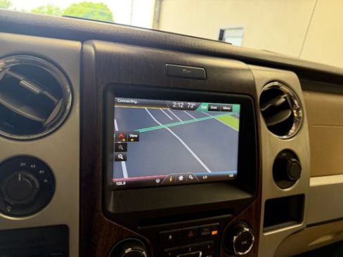 Used 2014 Ford F150 Lariat w/ Equipment Group 502A Luxury AWD/4WD image 18