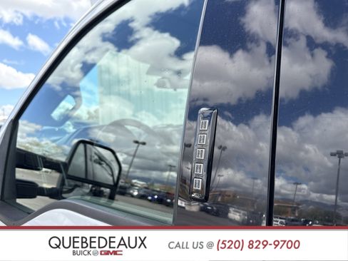 Used 2019 Ford F250 XLT w/ FX4 Off-Road Package image 15