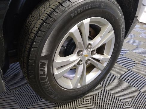 Used 2017 Chevrolet Equinox LS FWD image 31