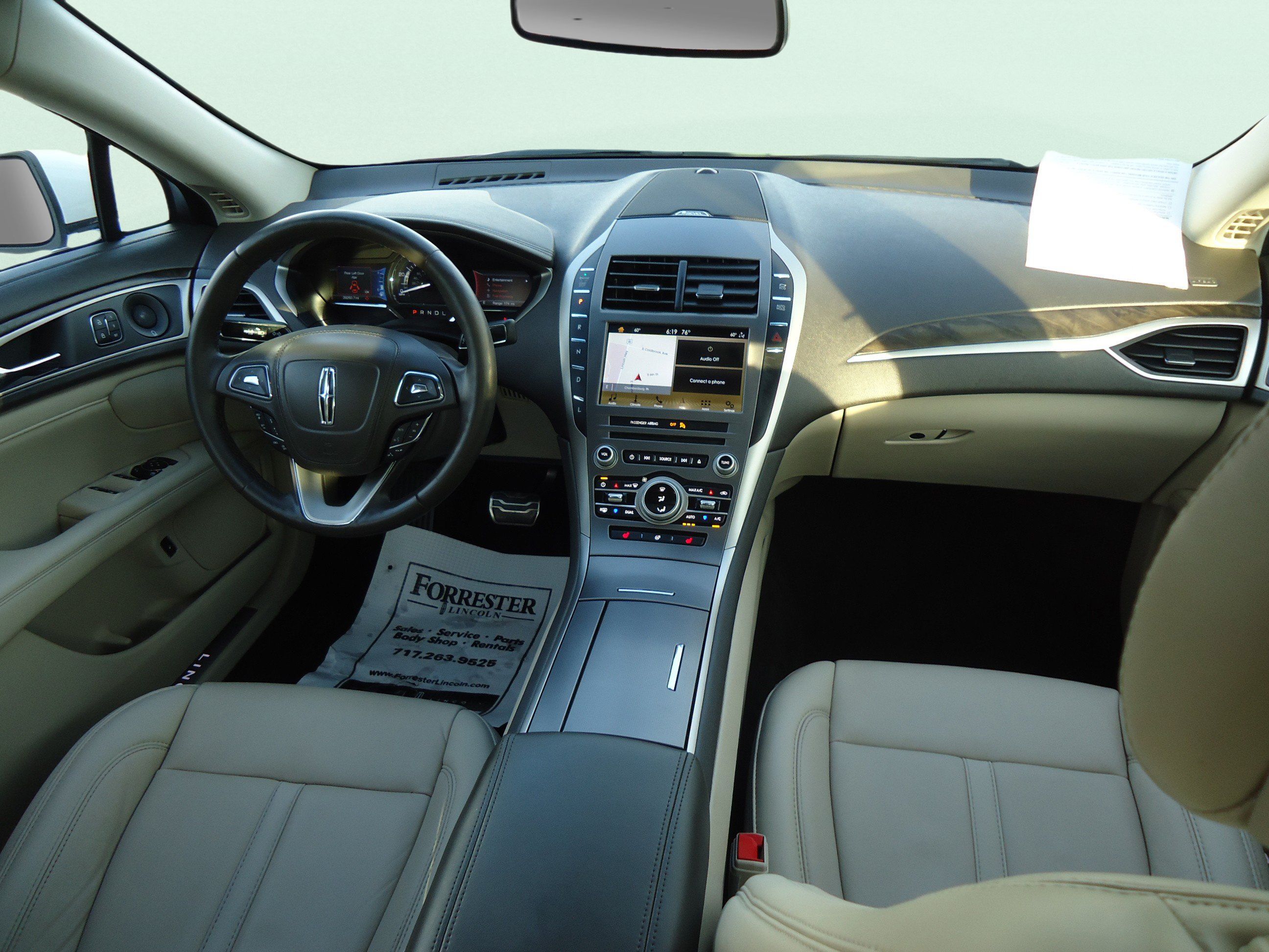 Used 2019 Lincoln MKZ Reserve w/ Reserve Plus Package FWD image 10