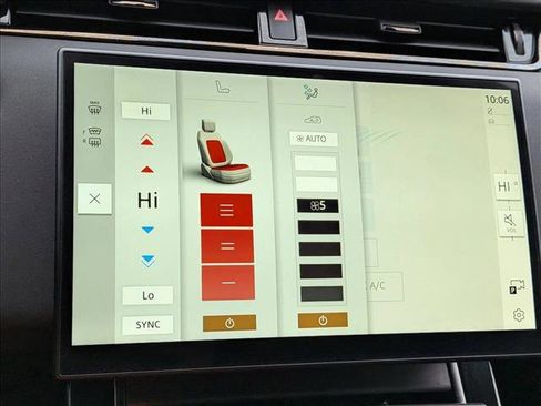 New 2024 Land Rover Range Rover Evoque Dynamic SE image 16