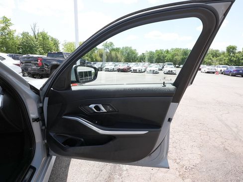 Used 2026 BMW 330i xDrive Sedan AWD/4WD image 14