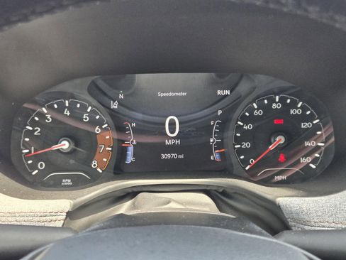 Used 2022 Jeep Compass Latitude w/ Sun and Sound Group AWD/4WD image 8