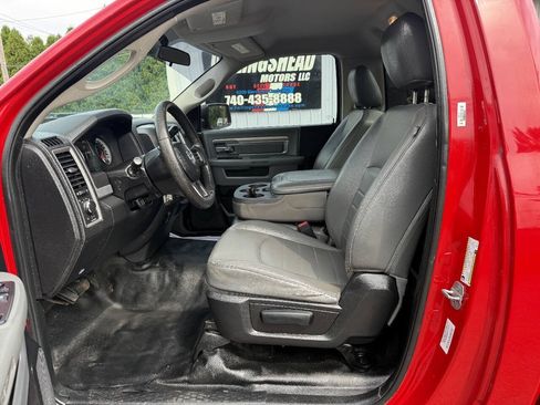 Used 2014 RAM 2500 Tradesman w/ Chrome Appearance Group AWD/4WD image 13