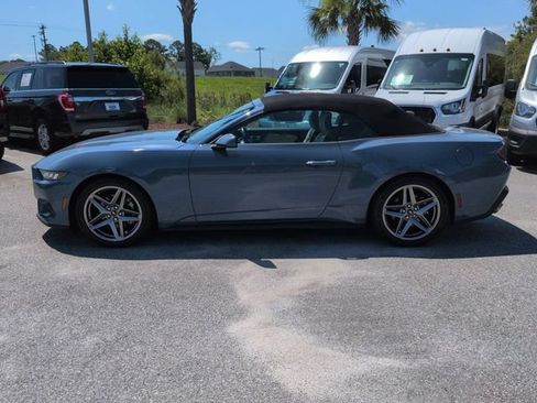 Used 2024 Ford Mustang Premium RWD image 7
