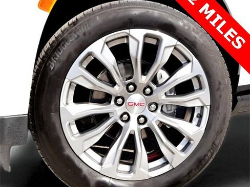 Used 2024 GMC Yukon Denali image 59