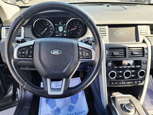 Used 2019 Land Rover Discovery Sport SE image 35