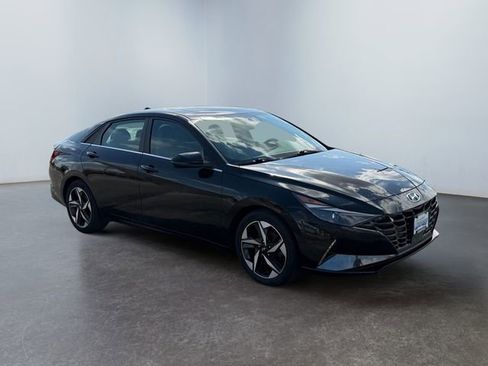 Used 2021 Hyundai Elantra SEL w/ Convenience + Premium Package FWD image 7