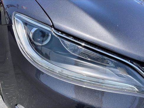 Used 2016 Chrysler 200 Limited w/ Convenience Group FWD image 29