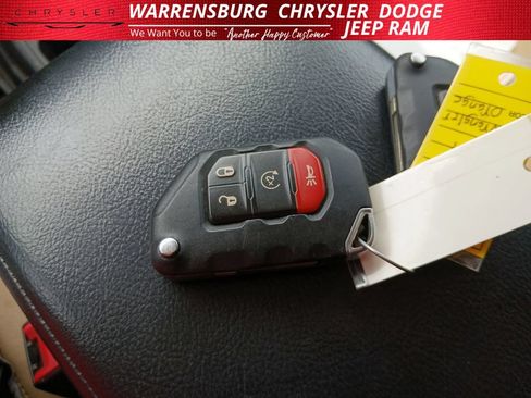 Used 2018 Jeep Wrangler Unlimited Sport S AWD/4WD image 27